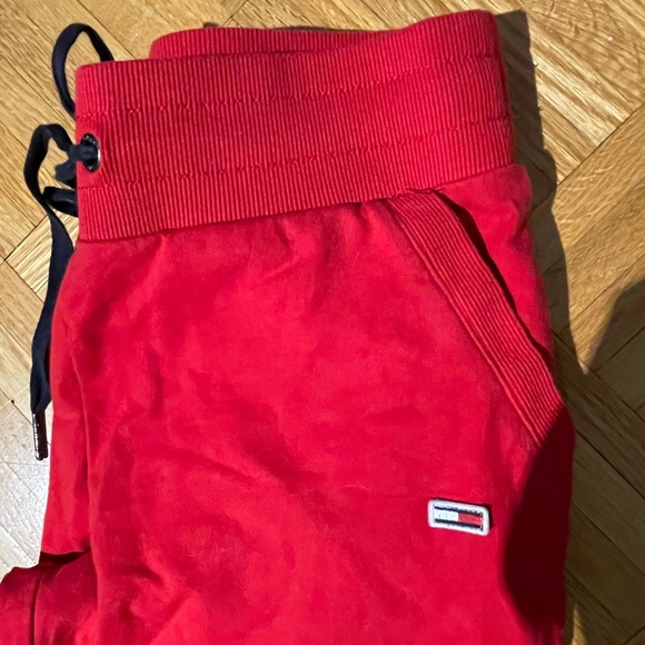 Tommy Hilfiger red joggers. - Picture 5 of 8